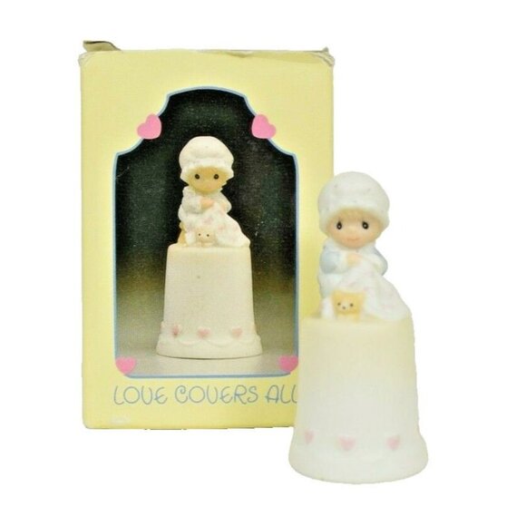 Enesco Precious Moments Love Covers All Vintage Collectible Porcelain Thimble - Picture 1 of 9